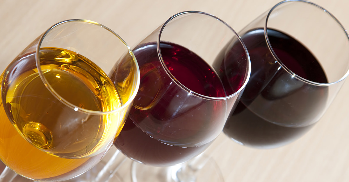 红酒年份葡萄酒年份葡萄酒杯葡萄酒观色葡萄酒颜色2.jpg