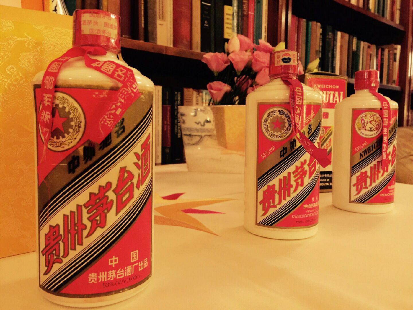 白酒拍摄 酒类拍摄 中国白酒|摄影|静物|美食摄影师韩川宇 - 原创作品 - 站酷 (ZCOOL)